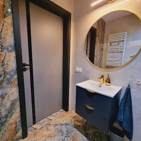 דירה Jacuzzi קרקוב