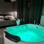Appartement Jacuzzi *